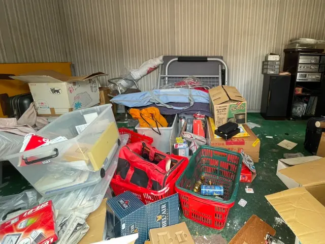 絶賛受付中。即日対応。男女２名体制。丁寧・迅速。お客様第一。サービスの画像