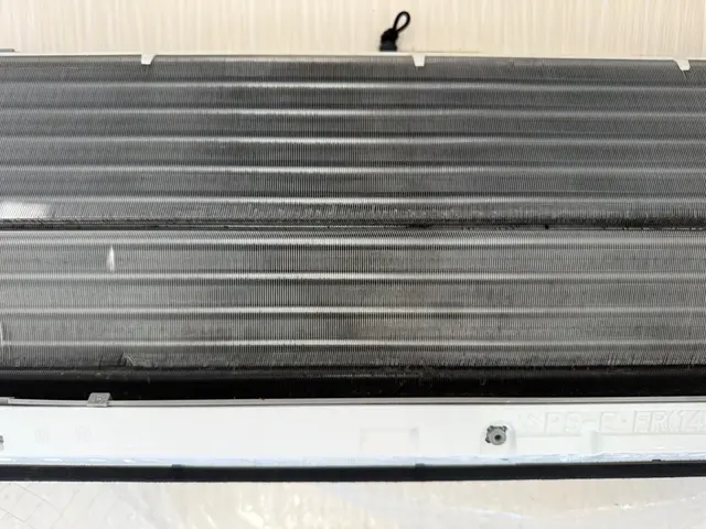 防カビ抗菌コートを無料施工。二度洗いの徹底エアコンクリーニング☆損害保険加入店サービスの画像