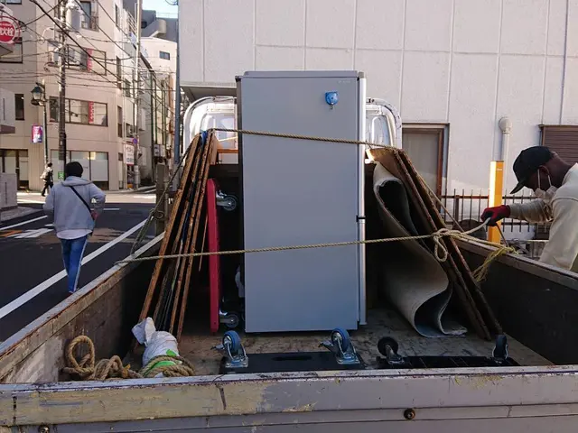 初出店！！☆日本人スタッフ同行！★安心・安全第一！☆少量〜大量のお荷物大歓迎！！サービスの画像