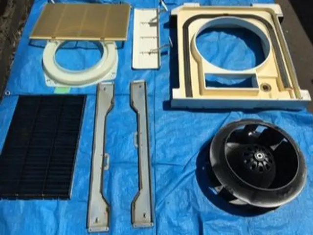 天井埋込式エアコンクリーニングサービスの画像