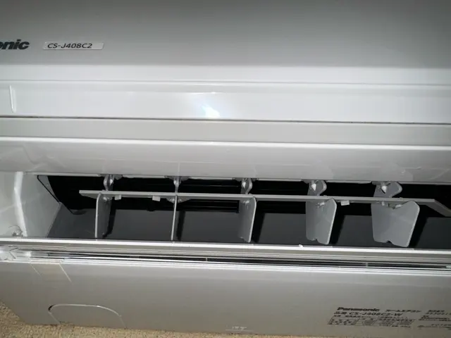 【これからの寒さに備えて！】エアコン分解クリーニング！サービスの画像