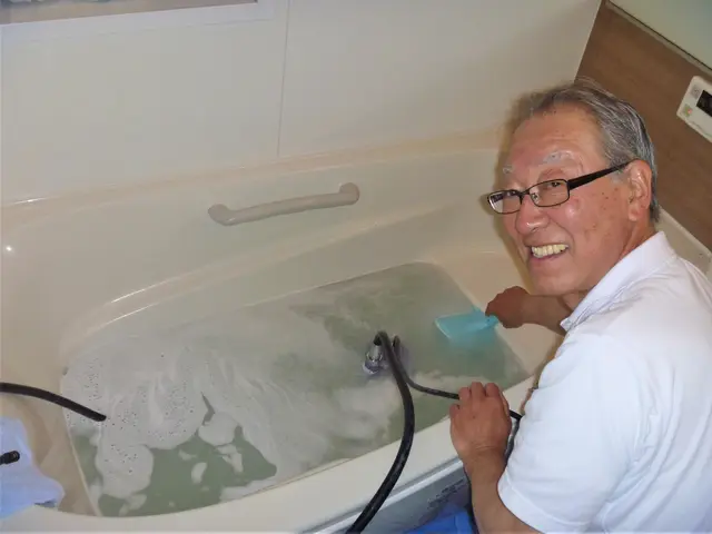 ガス給湯器【風呂釜洗浄専門】 肌に優しい洗剤を使用するので 乳幼児でも入浴可能サービスの画像