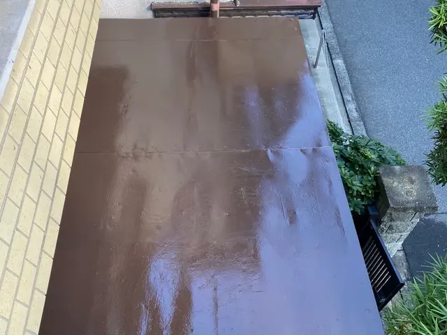 トタン屋根塗装工事 － サビ止めから仕上げまで丁寧に施工サービスの画像