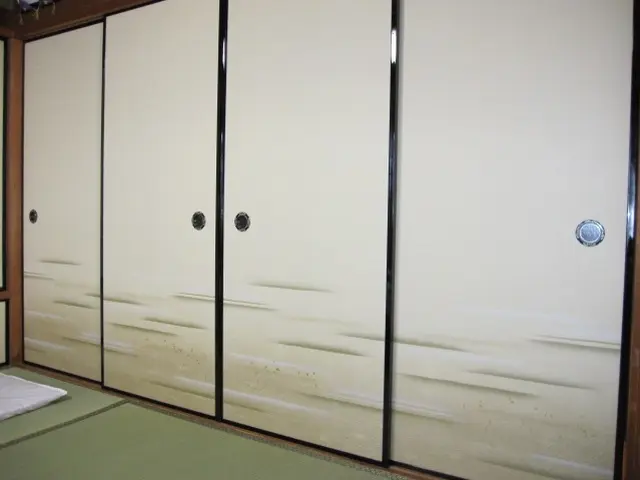 《西播磨地域で施工実績 10万枚超》100%自社対応！経験豊富な職人が揃ってますサービスの画像