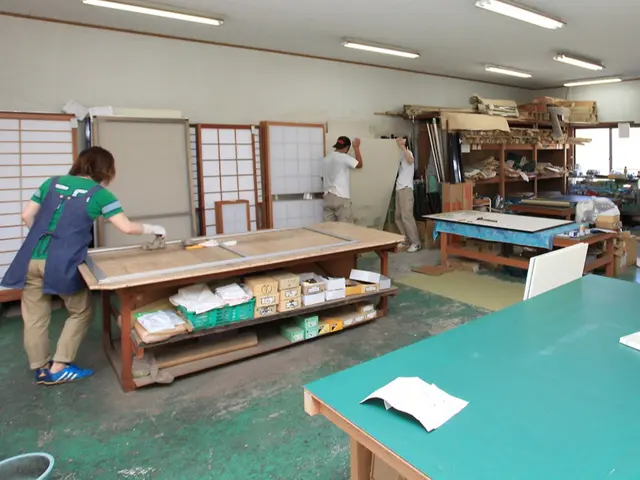 《西播磨地域で施工実績 10万枚超》100%自社対応！経験豊富な職人が揃ってますサービスの画像