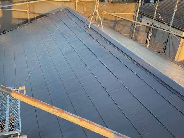 【年中無休／安心の20年保証付き】屋根工事のプロが行う葺き替え施工！サービスの画像