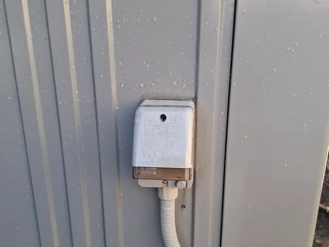 外部防水コンセント取り付け工事サービスの画像