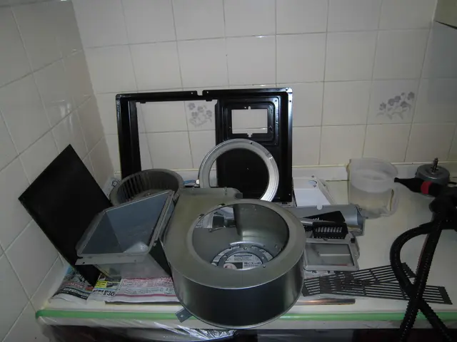 毎日使う場所だからスッキリ！きれいに！レンジフードクリーニングは当店に！サービスの画像