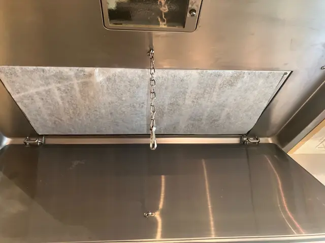 【地域密着店】自信の自社施工◎仕上がり重視で丁寧に施工いたします！サービスの画像