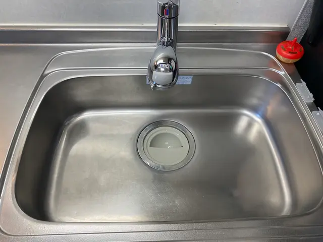 『忙しいあなたへ。簡単予約！プロにお任せでスムーズにキッチン掃除』サービスの画像