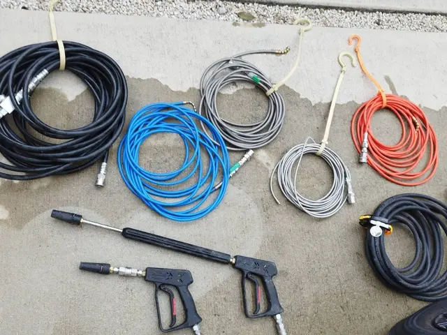 駐車場の高圧洗浄サービスの画像