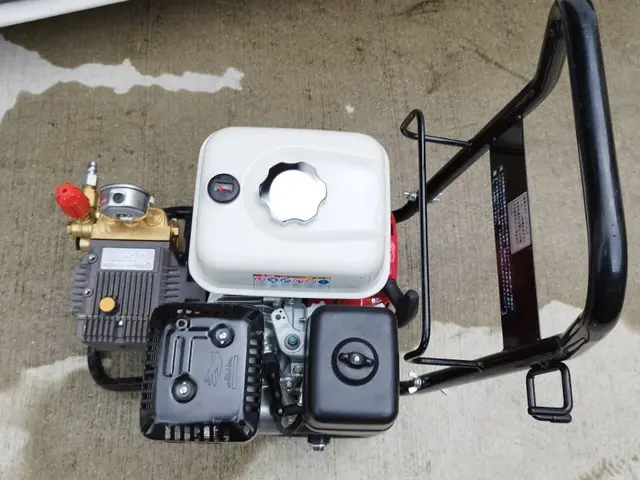 駐車場の高圧洗浄サービスの画像