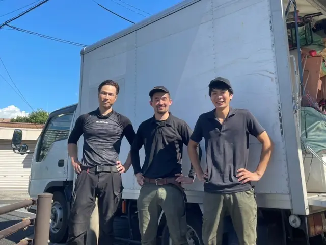 不用品の買取・回収、引越しゴミ、遺品整理等ご相談歓迎！出張・査定・見積、無料!!サービスの画像