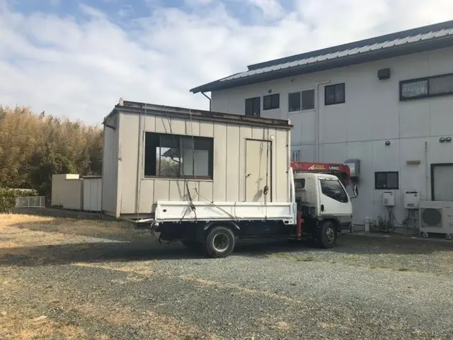 ☆クレカ決済可能☆ 物置の解体 & 回収をやります。中身の処分も相談ください。サービスの画像