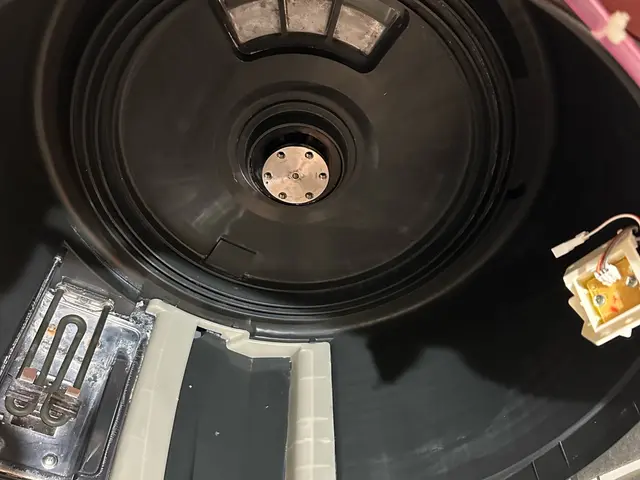 洗濯機クリーニングドラム式！大手メーカー研修済み！万が一故障した際の安心保証付きサービスの画像