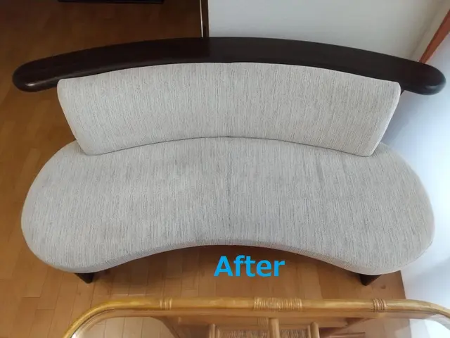 【大分県】安心安全なアルカリイオン洗浄水を使用した出張ソファークリーニング！サービスの画像