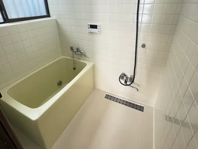 浴槽を新品同様に！交換費用が高くてお困りの方必見☆サービスの画像