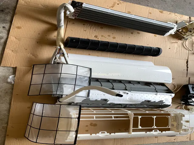 【今治市中心・地域密着店】修理業者が行う完全分解にて清掃致します！損害保険加入！サービスの画像