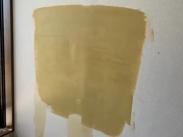 クロスの破れ、壁の凹み、穴補修、きれいにいたします!!サービスの画像