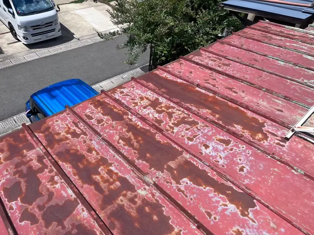 自信の完全自社施工！損害保険加入済みでもしもの際も安心◎駐車場代は当店負担！サービスの画像