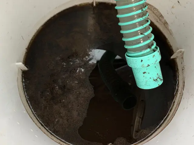 高圧洗浄技術で、いやなニオイの元となるエアコン内部のカビ・ホコリを徹底除去◎サービスの画像