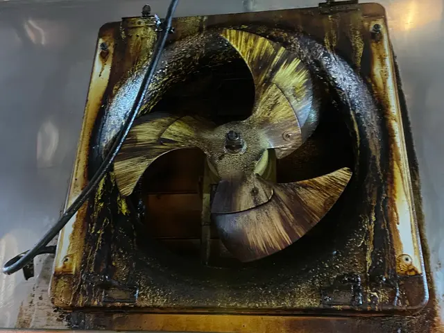 プロの技術でご満足いただけるように心を込めて作業いたしますサービスの画像