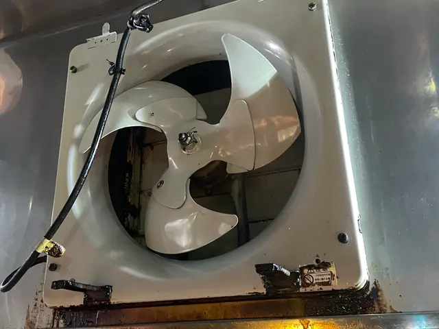 プロの技術でご満足いただけるように心を込めて作業いたしますサービスの画像