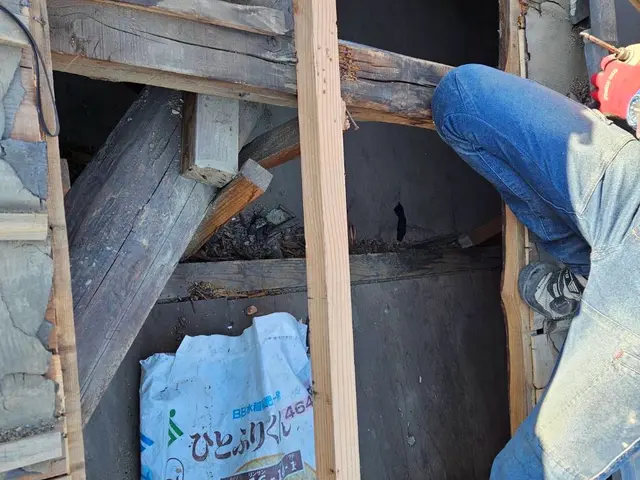 [父は業歴46年•私は業歴22年の親子2代による屋根工事]お見積り無料！サービスの画像