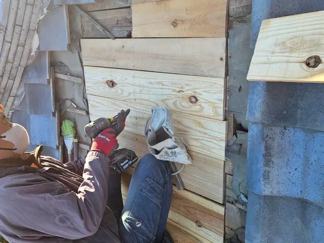 [父は業歴46年•私は業歴22年の親子2代による屋根工事]お見積り無料！サービスの画像