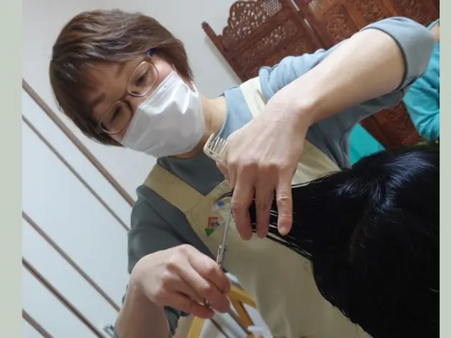 ☆福祉美容歴15年☆経験豊富な女性スタッフが、こちらから伺います！サービスの画像