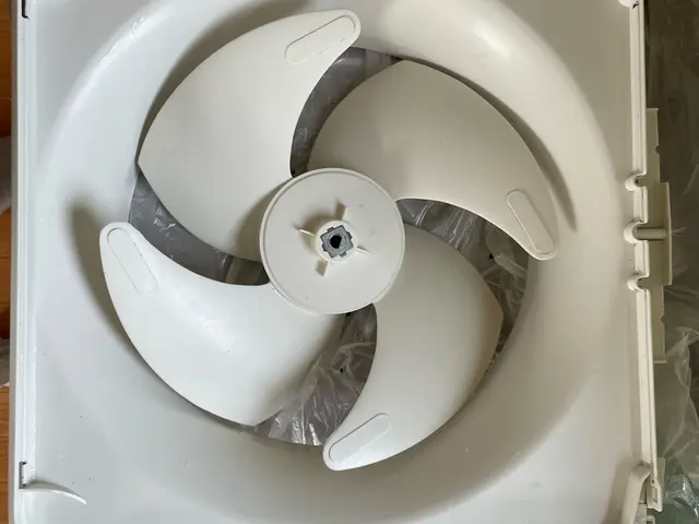 油汚れ、ヤニ、ほこりピカピカにします！換気扇のクリーニングサービスの画像