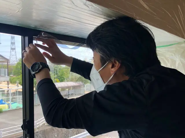 窓ガラスフィルム施工・販売/専門店☆国家検定技能士がご提案から施工まで！サービスの画像