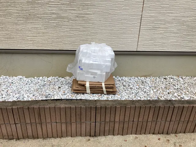 処分するエアコンの取外です！再取付は出来ません！処分無料！アワード4年連続受賞！サービスの画像