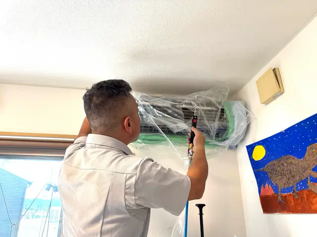 ☆エアコン内の汚れを綺麗に☆年末にかけて今がベストシーズン！親切丁寧で安心サービスの画像