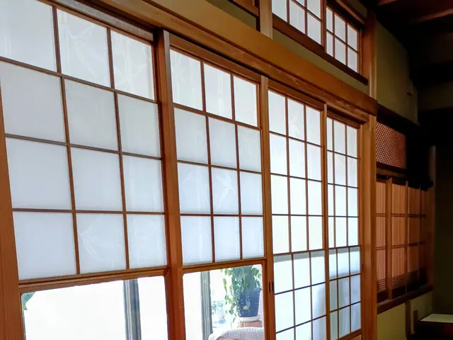 障子張替　雪見障子サービスの画像