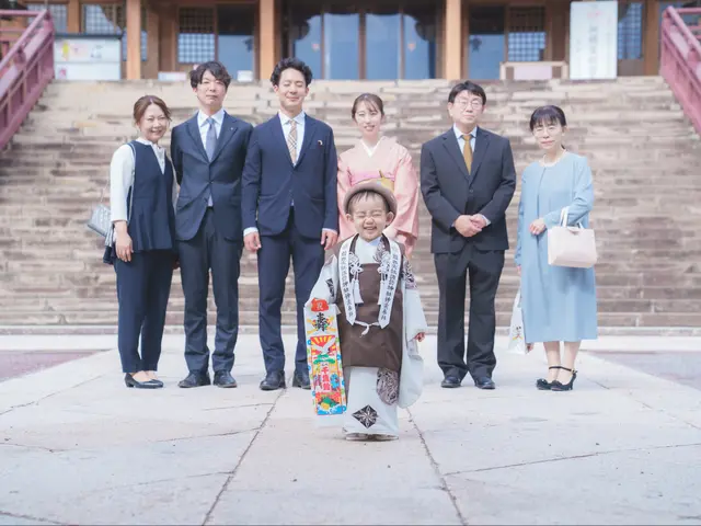 自然な笑顔を夫婦で撮影！和傘など小物は全て無料、人見知りさんも素敵な笑顔で♪