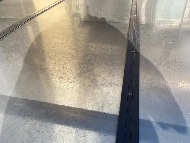 【ブラシも使って汚れをスッキリ！】◆近隣状況下見必須。予約前に必ずお問合せ下さいサービスの画像