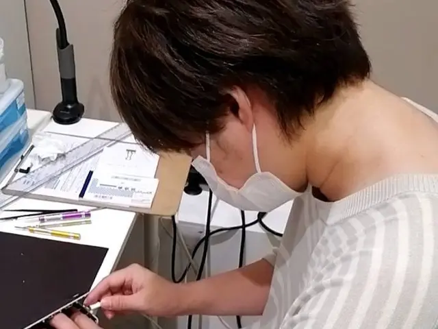 柴田恭兵が伺うスマホ設定・サポート◎累計1万件修理実績◎最新機種対応◎サービスの画像