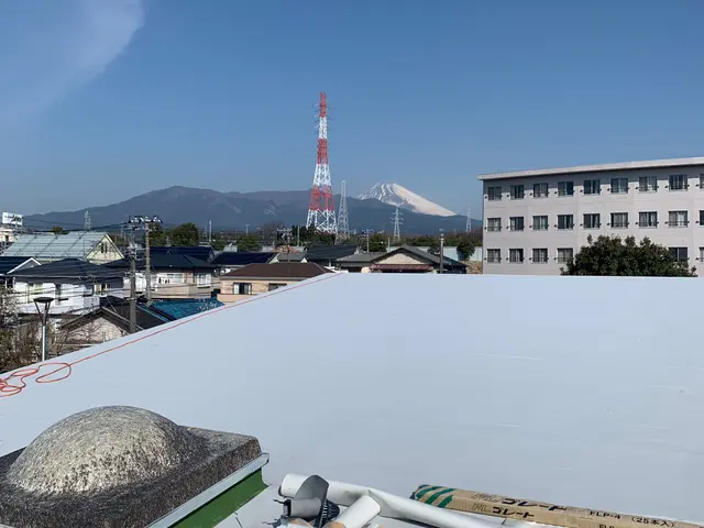 【損害保険加入済み◎】対応地域外、営業時間外でもお気軽にご相談ください。サービスの画像