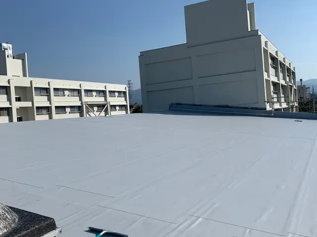 【損害保険加入済み◎】対応地域外、営業時間外でもお気軽にご相談ください。サービスの画像