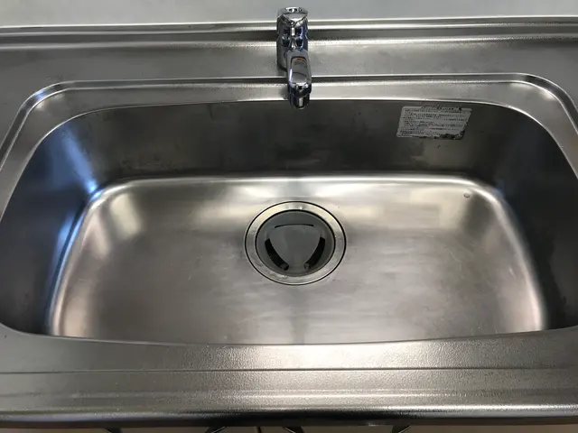 キレイなキッチンで毎日の家事も楽しく♪　女性スタッフ同行可サービスの画像