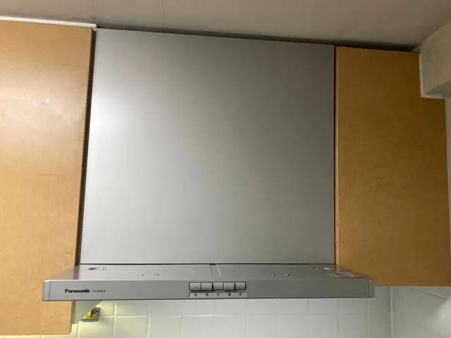 福岡市【キッチン・スリム型換気扇の取替え】処分費込み！◎PayPayもOK!!サービスの画像