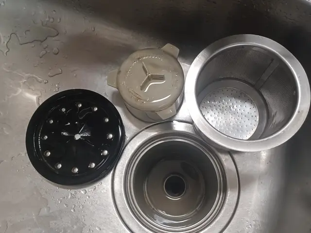 水回りの総クリーニング　風呂　洗面台　トイレ　キッチン　換気扇セット。サービスの画像