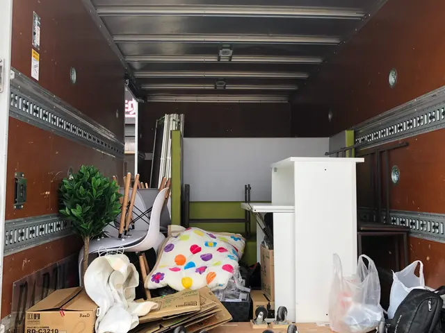 女性スタッフの同行可能◎営業時間外や対応地域外もお気軽にご相談ください！サービスの画像