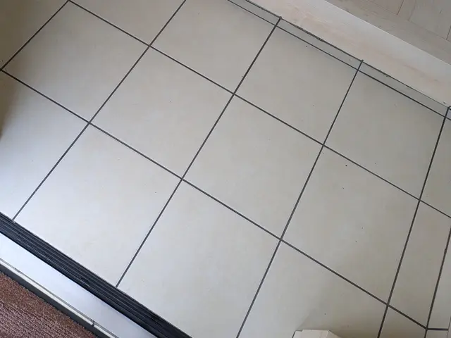 駐車場、土間、ブロック塀など外回り高圧洗浄お任せください！蘇らせます！サービスの画像