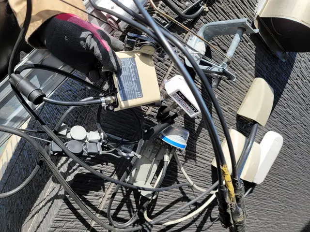 電気通信工事施工管理技士がご訪問します。故障対応、不具合解決承ります！サービスの画像