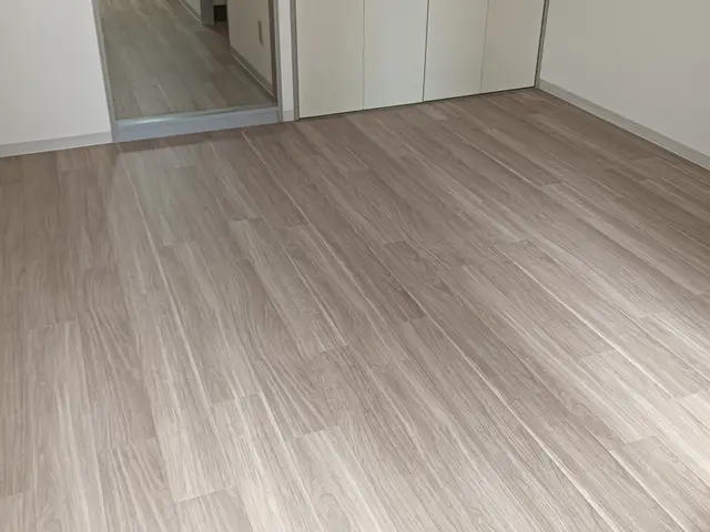 ◎クレカ決済可◎豊富な経験、実績を活かし丁寧なフローリング張替えをお答えします！サービスの画像