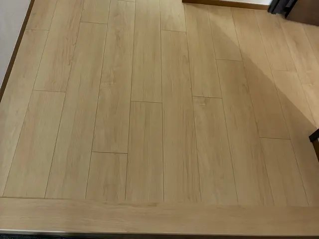 ◎クレカ決済可◎豊富な経験、実績を活かし丁寧なフローリング張替えをお答えします！サービスの画像