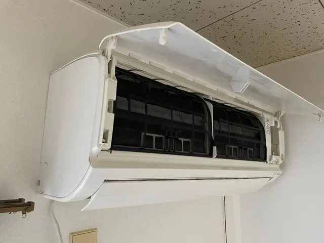 【愛知・名古屋】エアコンクリーニング（天井埋込）｜安心の資格者施工サービスの画像