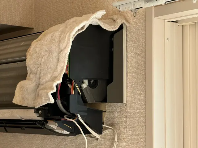 スチーマーと高圧洗浄機で落とします。サービスの画像